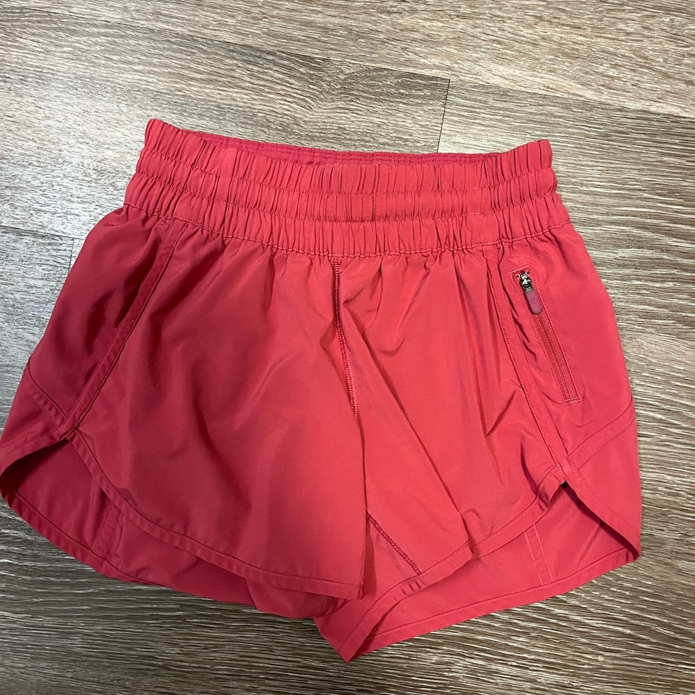 lululemon tracker short
